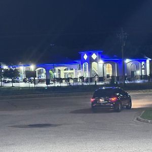 Florence Inn And Suites